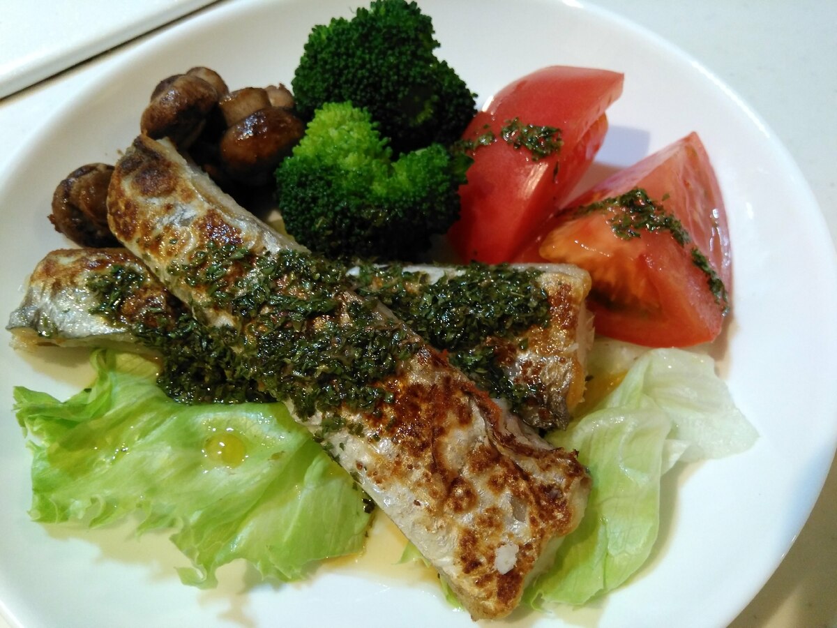 おしゃれな味 太刀魚のムニエル バジルソース レシピ 作り方 By Asian0531 楽天レシピ おしゃれな味 太刀魚のムニエル バジルソース レシピ 作り方 By Asian0531 楽天レシピ